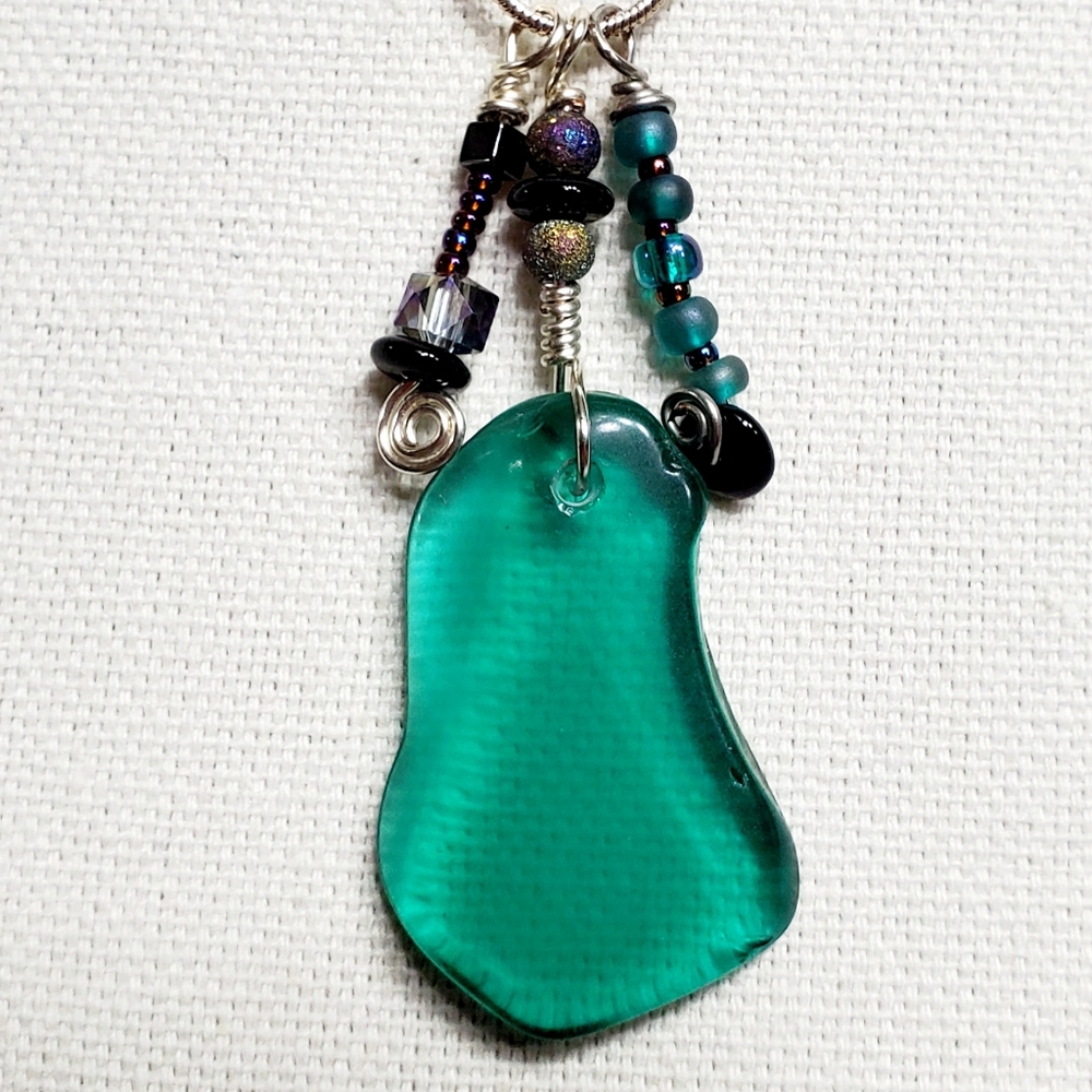Tumbled Teal Glass Necklace